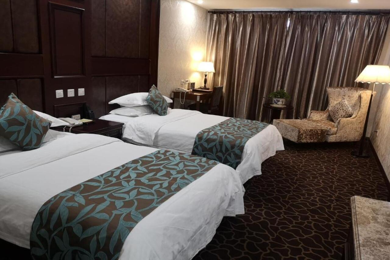 Beijing Commercial Business Hotel Buitenkant foto