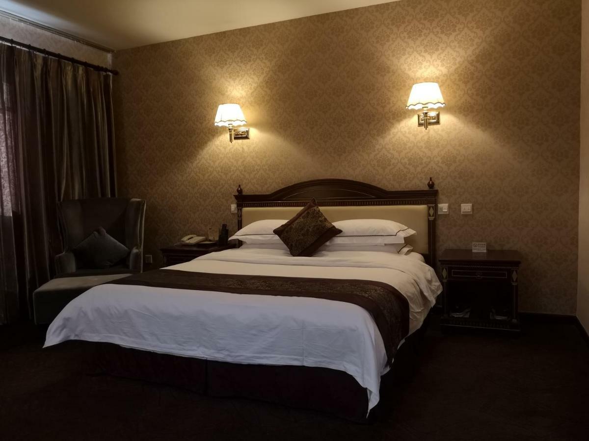Beijing Commercial Business Hotel Buitenkant foto